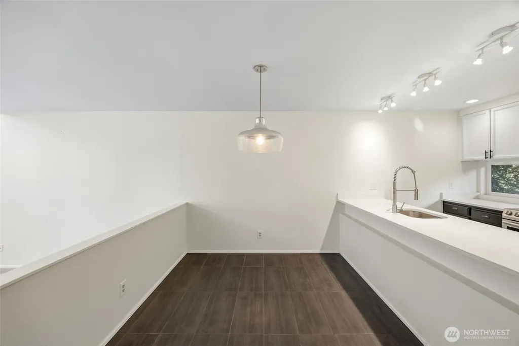 1417 N 200th Street Shoreline WA 98133