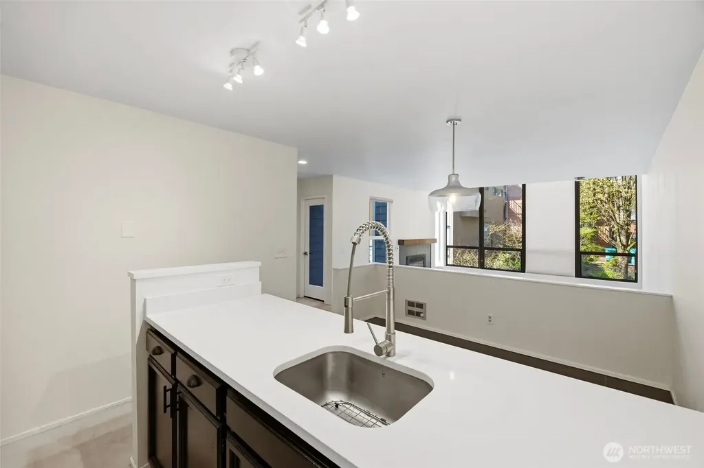 1417 N 200th Street Shoreline WA 98133