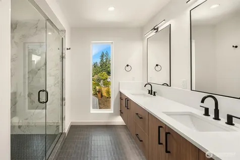 12249 NE 66th Street Kirkland WA 98033