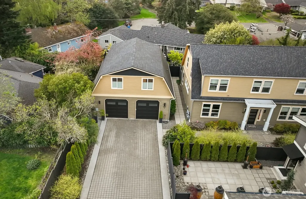 12011 9th Avenue NW Seattle WA 98177