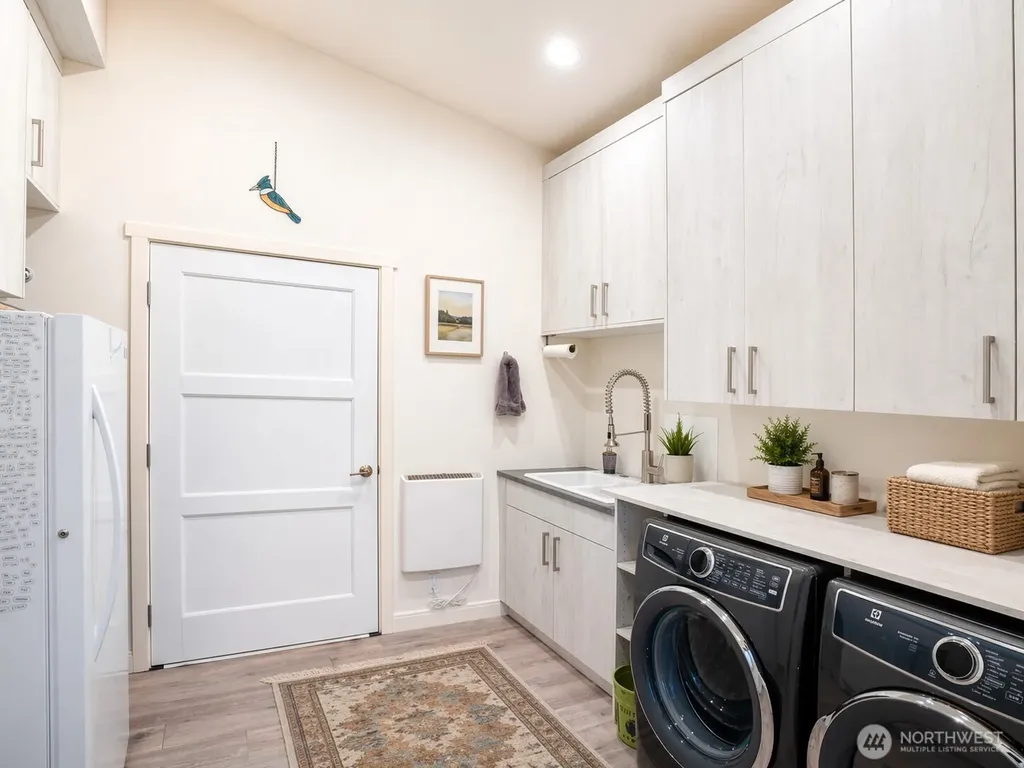 216 Huckleberry Hill Drive Port Angeles WA 98363