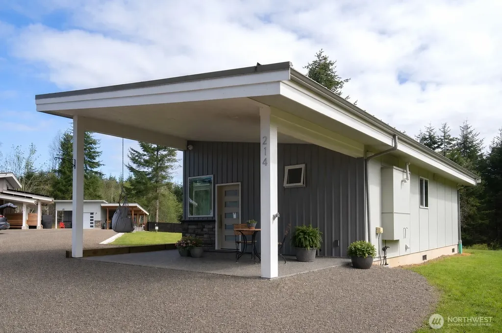 216 Huckleberry Hill Drive Port Angeles WA 98363