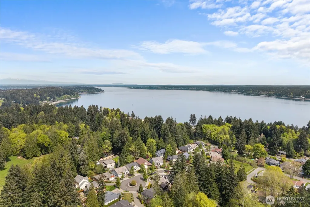 2234 29th Court NW Olympia WA 98502