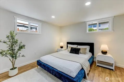 3228 57th Avenue SW Seattle WA 98116
