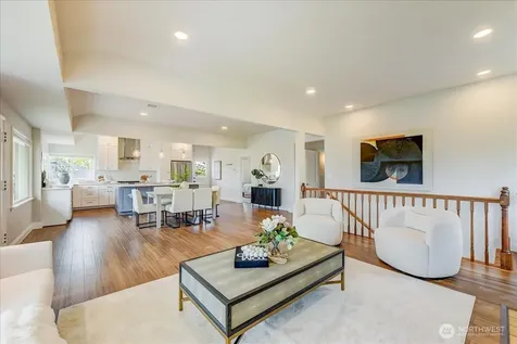 3228 57th Avenue SW Seattle WA 98116