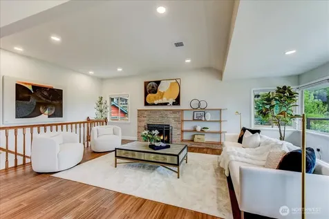 3228 57th Avenue SW Seattle WA 98116