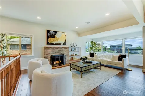 3228 57th Avenue SW Seattle WA 98116