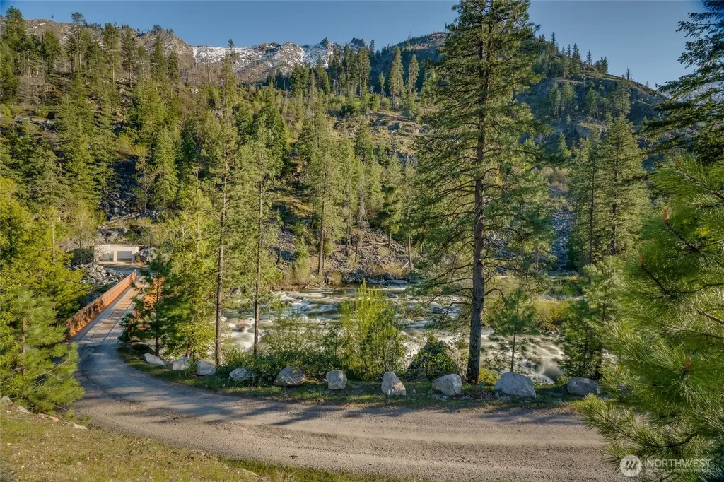 7003 Icicle Road Leavenworth WA 98826