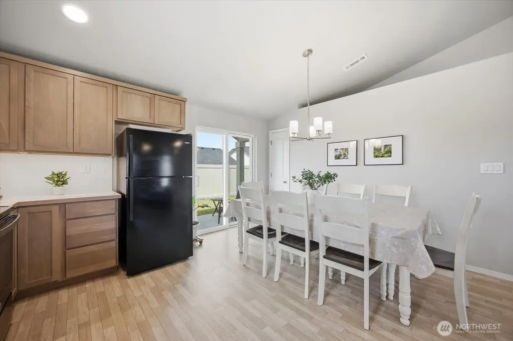 700 Regina Place Grandview WA 98930