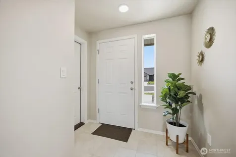700 Regina Place Grandview WA 98930