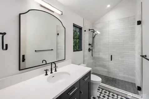 5419 247th Place SE Issaquah WA 98029