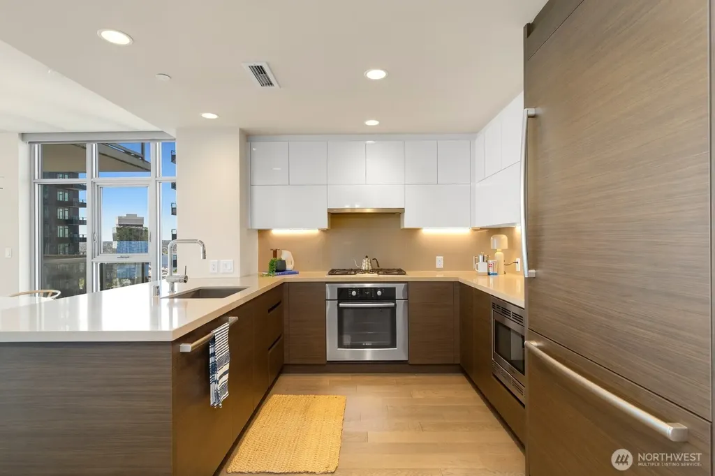 588 Bell Street Seattle WA 98121