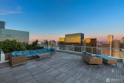 588 Bell Street Seattle WA 98121