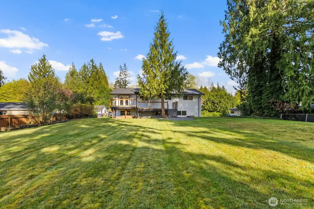 2506 101st Avenue NE Lake Stevens WA 98258
