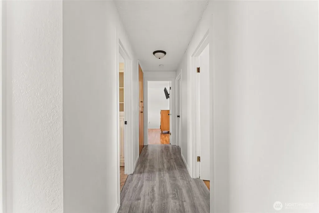 103 Hillcrest Drive Elma WA 98541