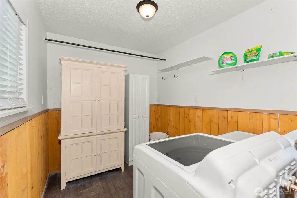 103 Hillcrest Drive Elma WA 98541