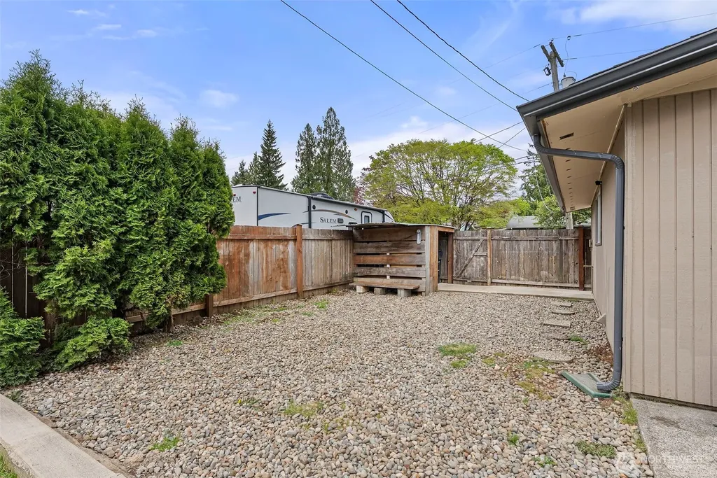 103 Hillcrest Drive Elma WA 98541