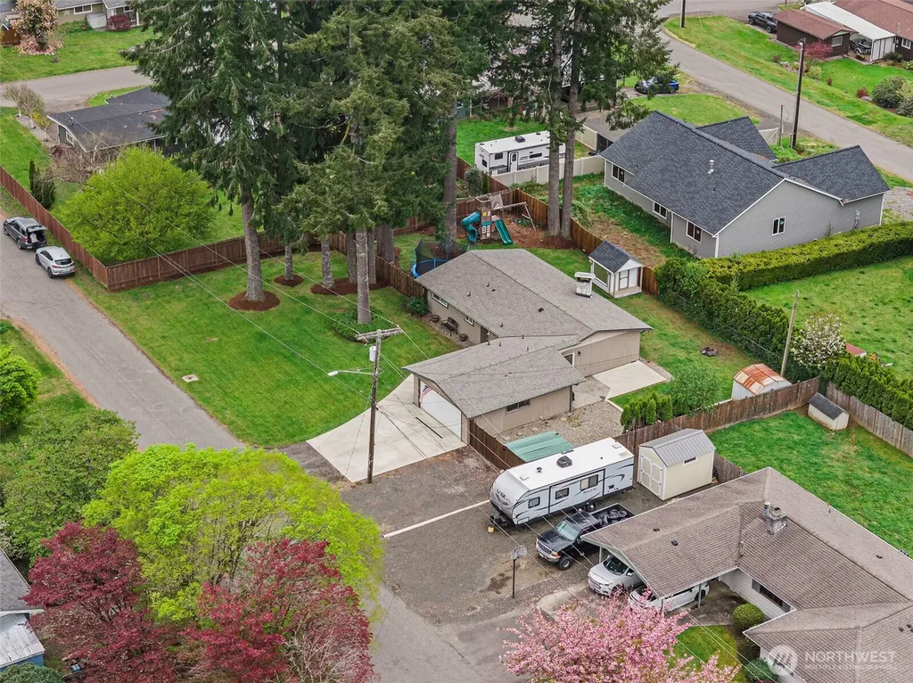 103 Hillcrest Drive Elma WA 98541