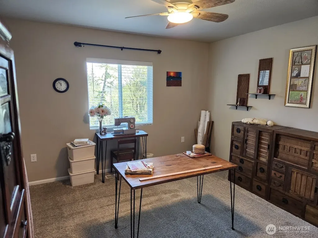 1230 Baker Heights Loop Bremerton WA 98312