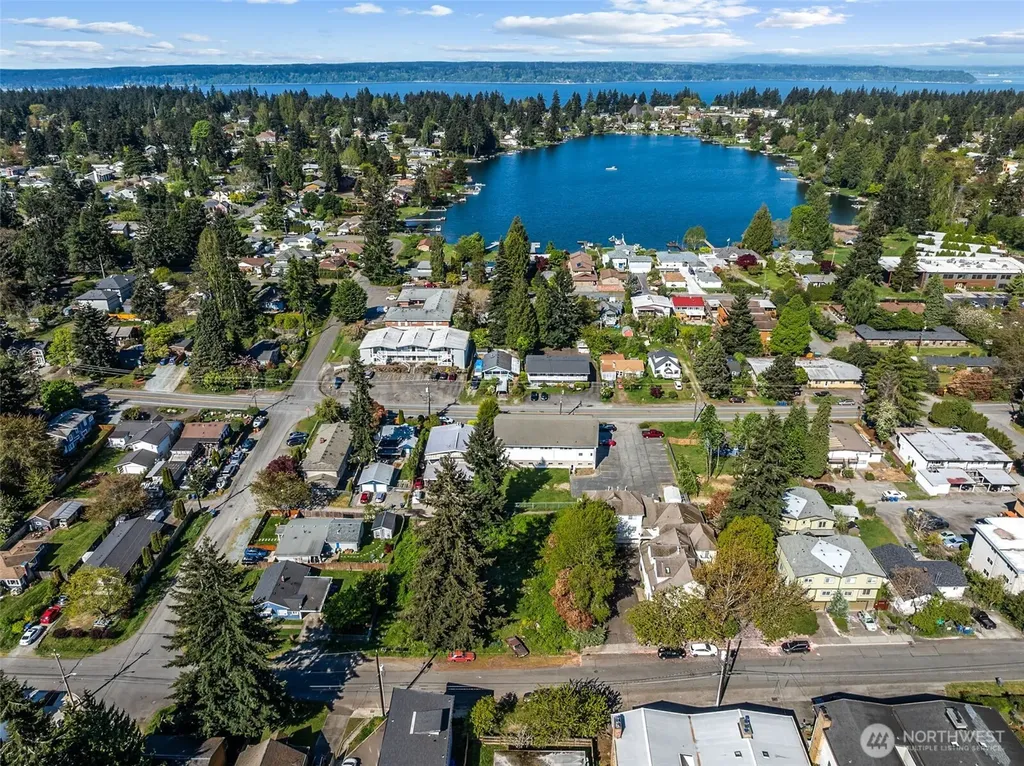 15439 9th Avenue SW Burien WA 98166