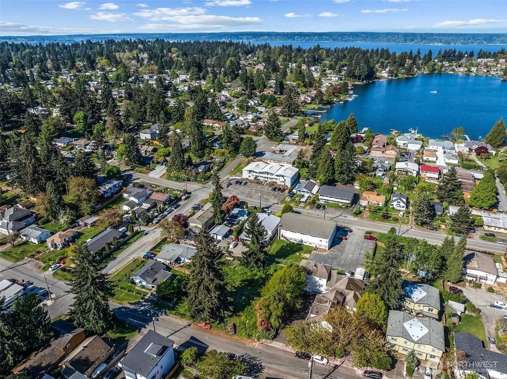 15439 9th Avenue SW Burien WA 98166