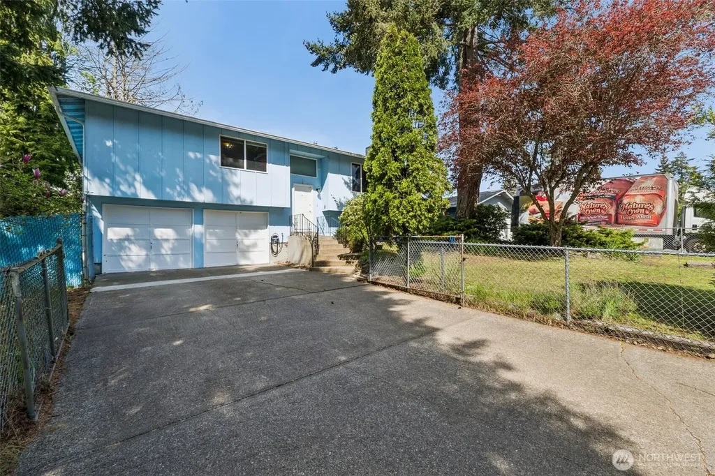 16224 17th Avenue Ct E Tacoma WA 98445