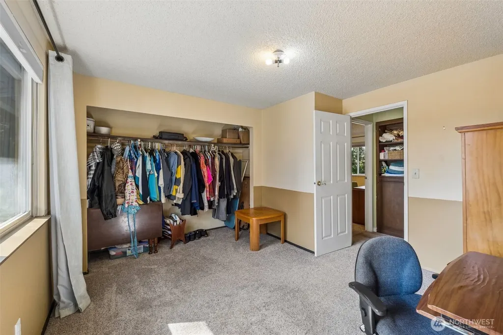 16224 17th Avenue Ct E Tacoma WA 98445