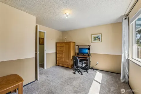 16224 17th Avenue Ct E Tacoma WA 98445