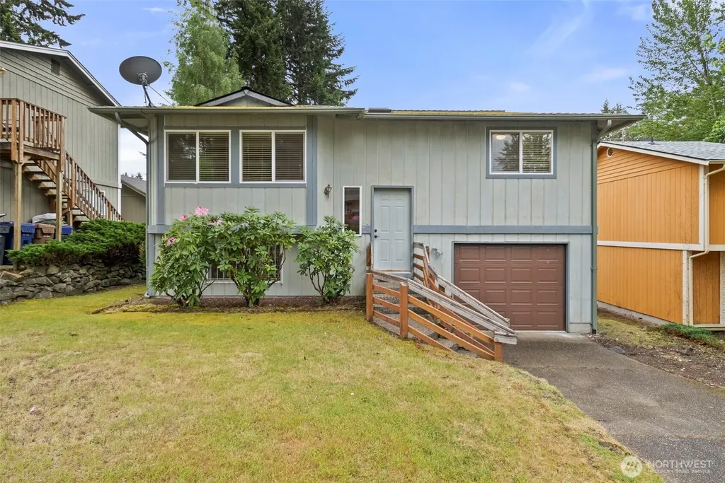 4826 S 49th Street Tacoma WA 98409
