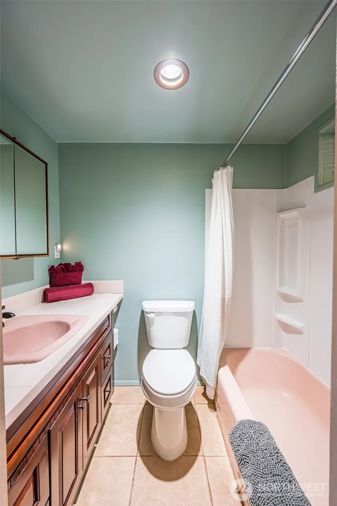 42 Storman Place Port Angeles WA 98363