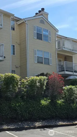 2680 118th Avenue SE Bellevue WA 98005