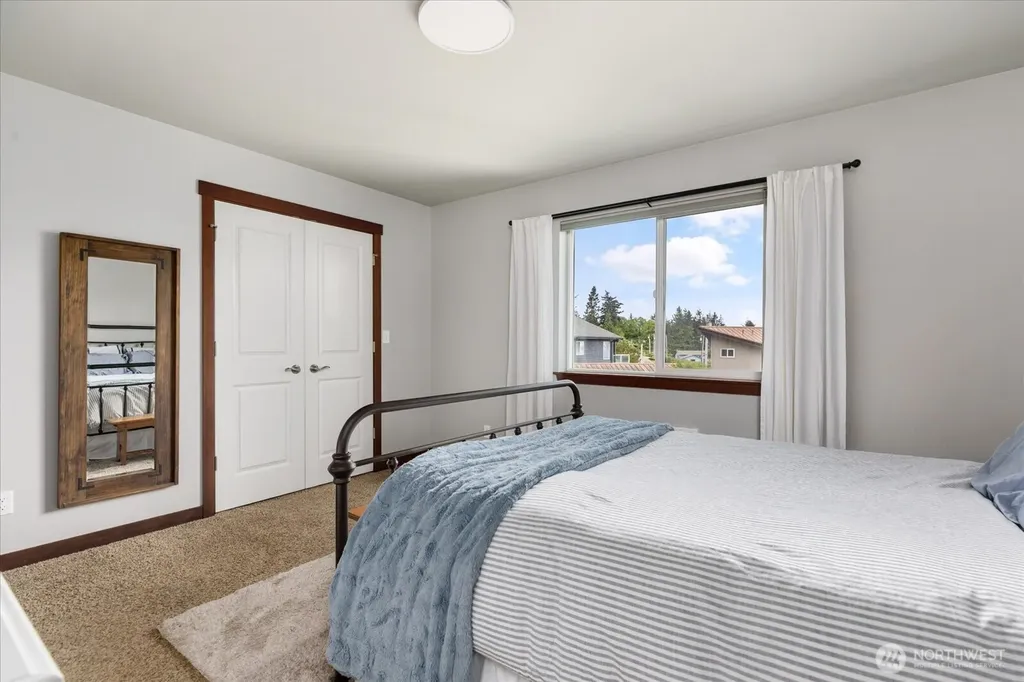 1070 Halsey Drive Coupeville WA 98239