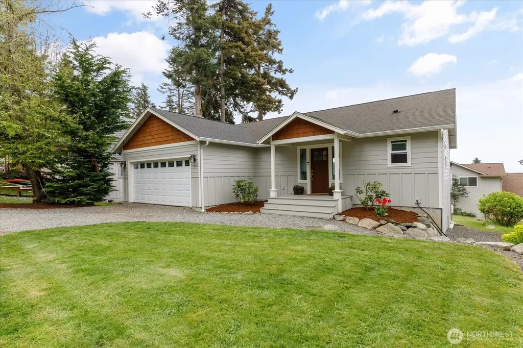 1070 Halsey Drive Coupeville WA 98239
