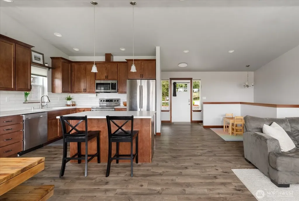 1070 Halsey Drive Coupeville WA 98239