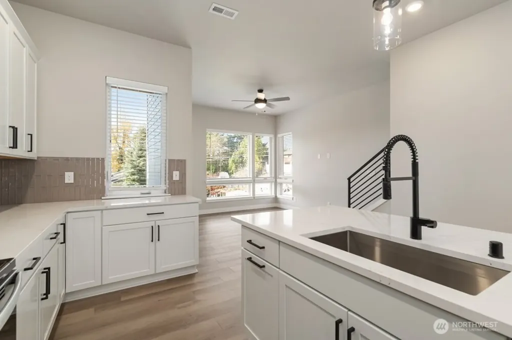 12814 66th Avenue S Seattle WA 98178