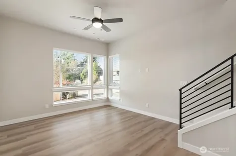 12814 66th Avenue S Seattle WA 98178