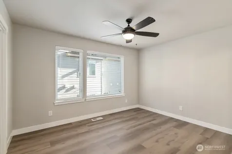 12814 66th Avenue S Seattle WA 98178