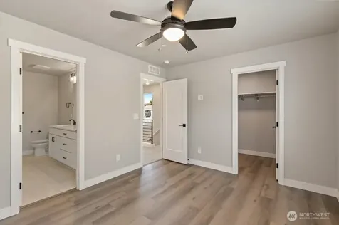 12814 66th Avenue S Seattle WA 98178