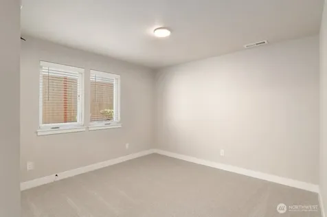 12814 66th Avenue S Seattle WA 98178