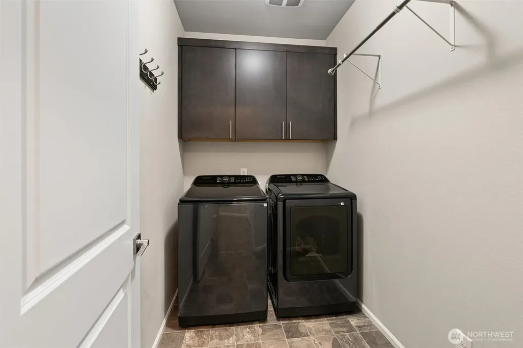 5788 160th Avenue E Sumner WA 98390