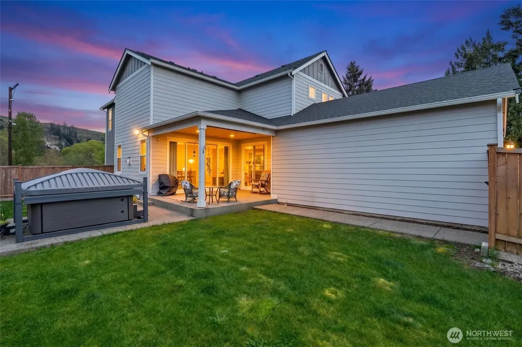 5788 160th Avenue E Sumner WA 98390