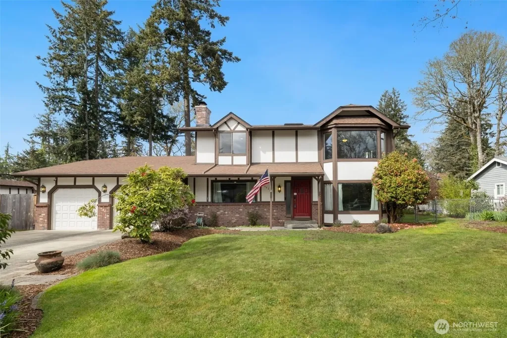 6423 76th Street Ct W Lakewood WA 98499