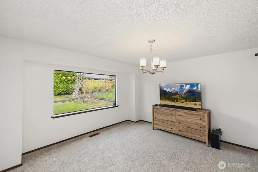 6423 76th Street Ct W Lakewood WA 98499