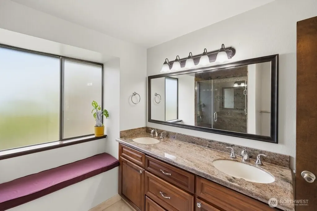 6423 76th Street Ct W Lakewood WA 98499