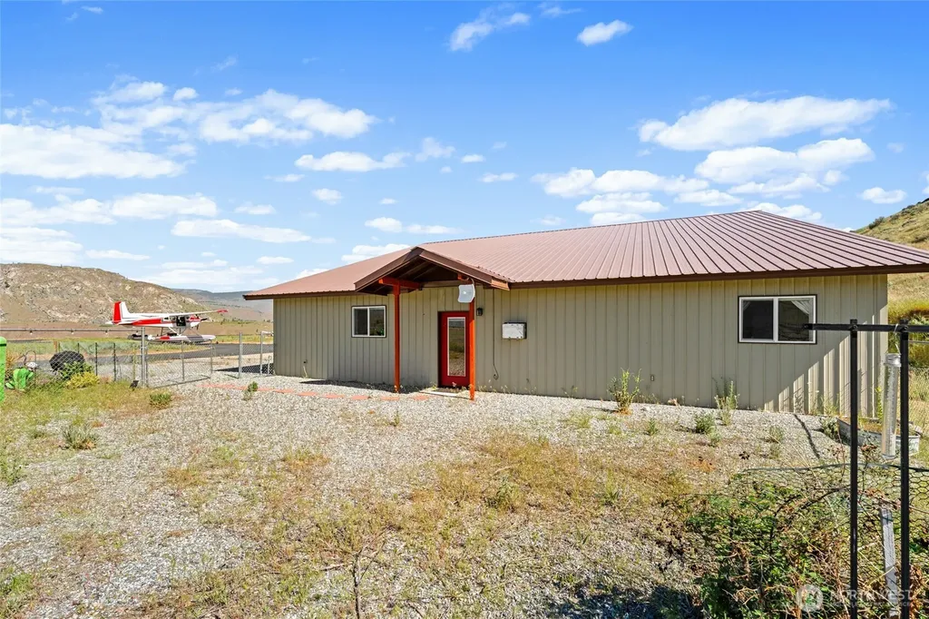 675 Peach Road Waterville WA 98858