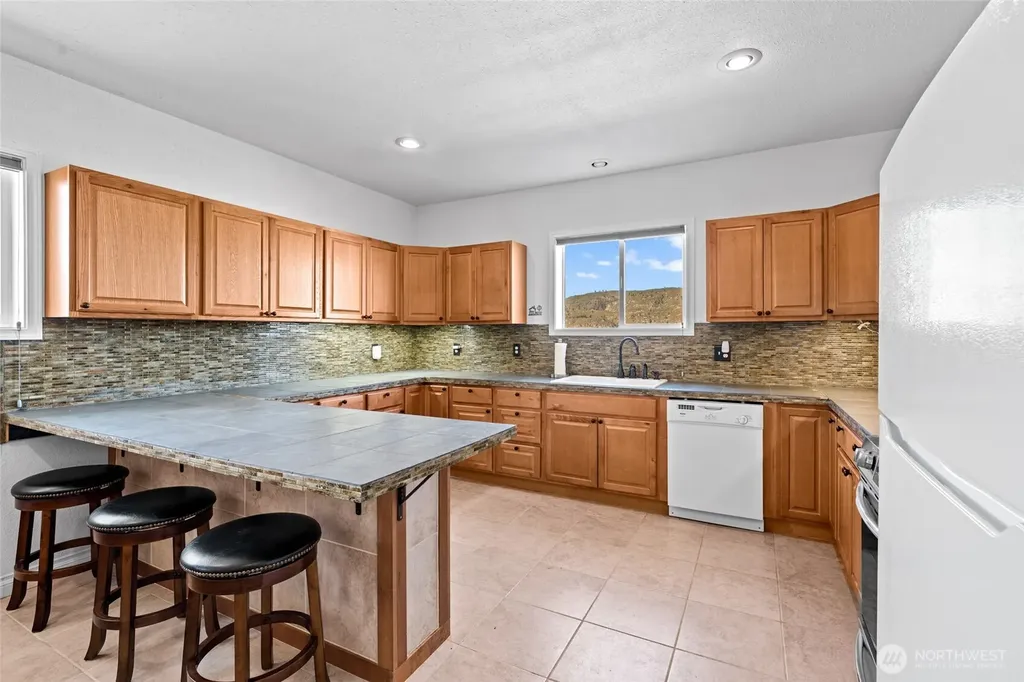 675 Peach Road Waterville WA 98858
