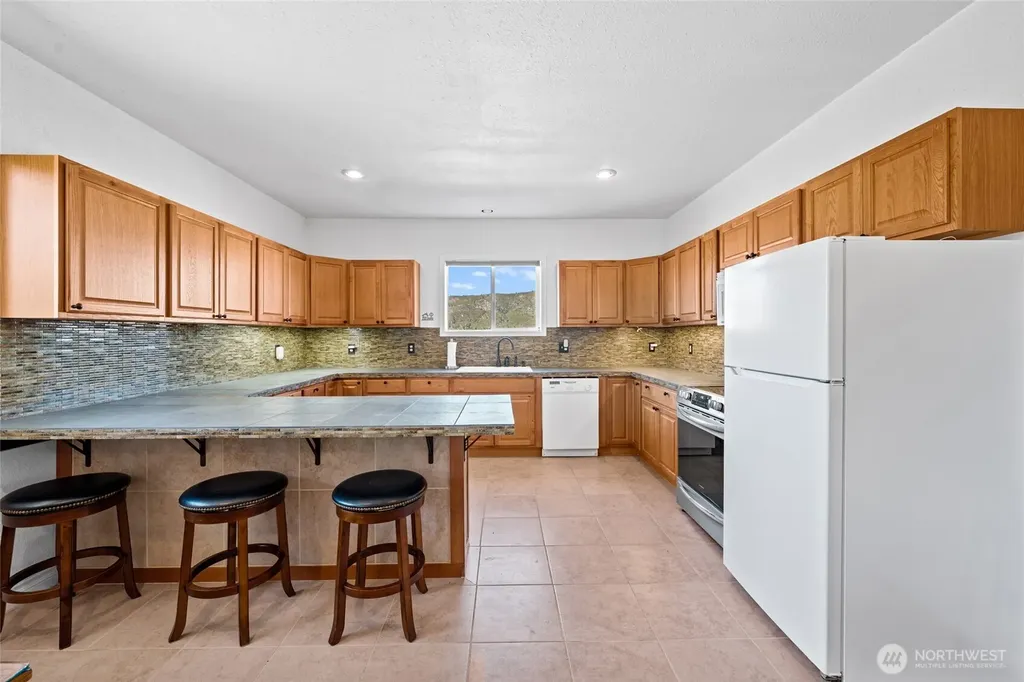 675 Peach Road Waterville WA 98858