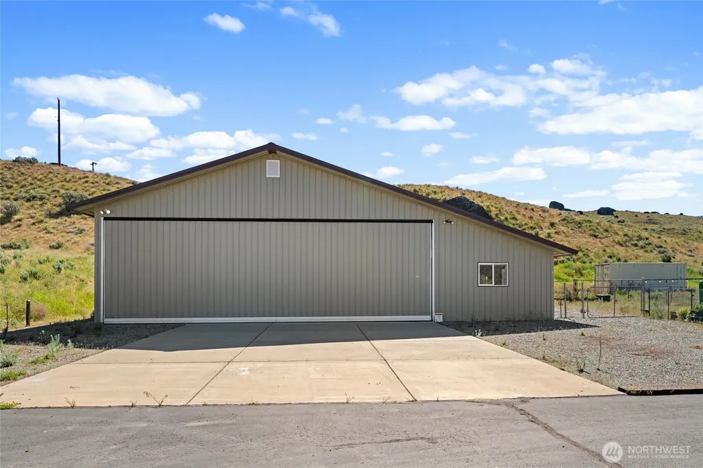 675 Peach Road Waterville WA 98858