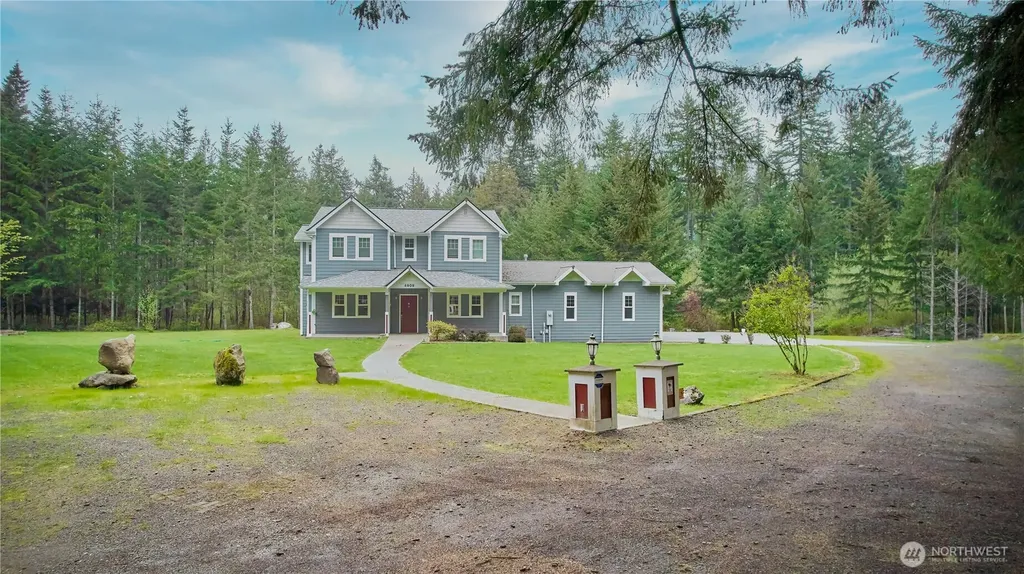 4909 SW Old Clifton Road Port Orchard WA 98367