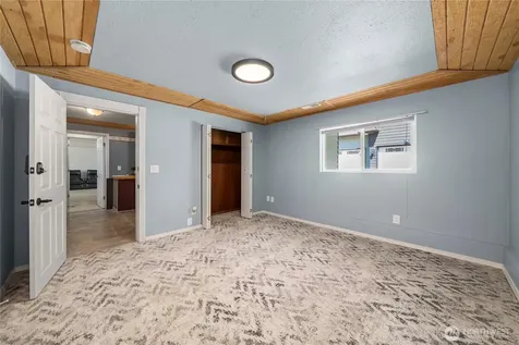 12202 SE 218th Court Kent WA 98031